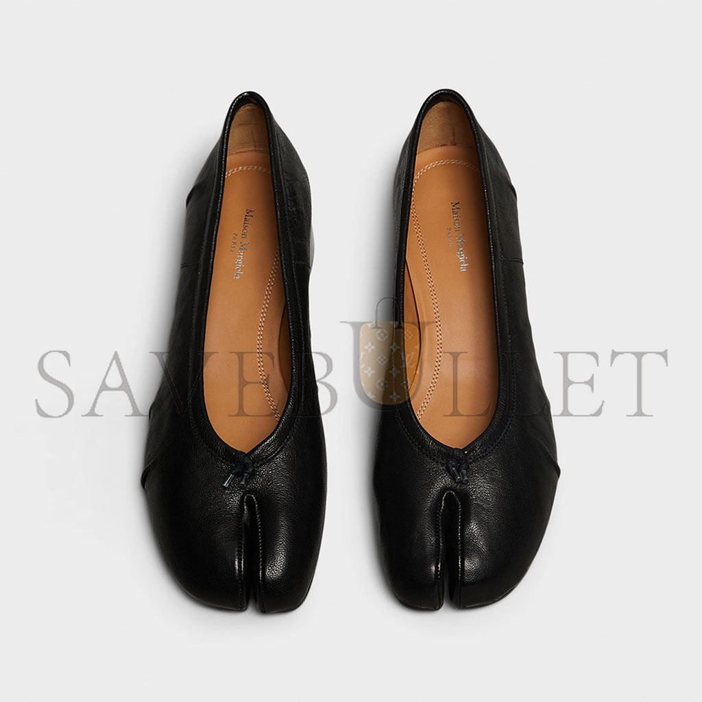 ma*s*n Ma*i*la tabi heeled ballerina in black s58wz0128